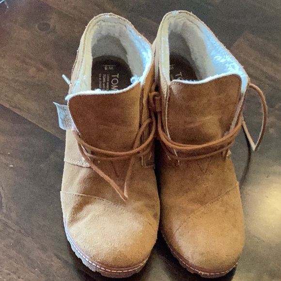 Toms Kala Desert Suede Wedges - Picture 5 of 5